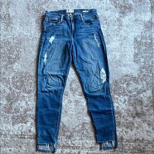 Frame Denim Blue Skinny Jeans with Distressing and Fading